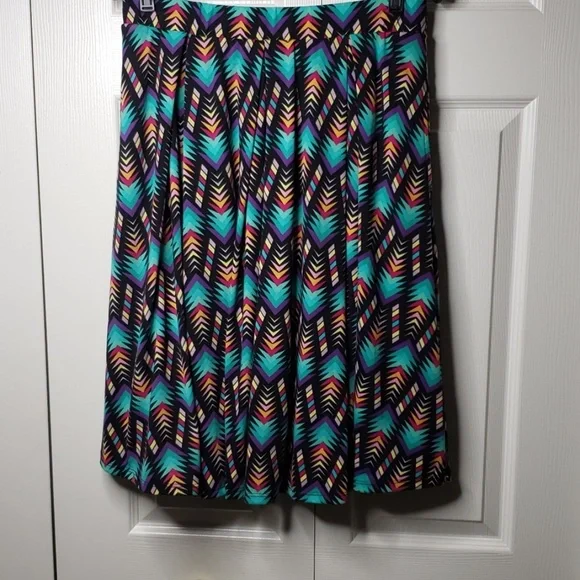 LulaRoe, 0246, Multicolored skirt / Size L - Picture 3 of 5